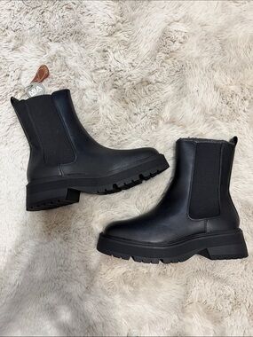 MIA Black Chelsea Lug Sole Ankle Boots